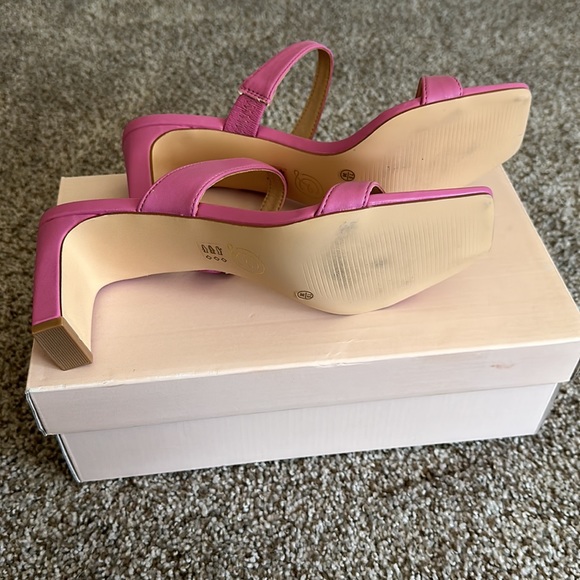 Chinese Laundry Yanti in Pink - Picture 5 of 7